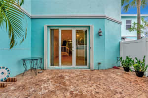 618 SE 13th St, Fort Lauderdale, FL 33316, Sold 08/20/25