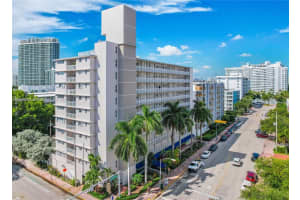 1300 Lincoln Rd F206, Miami Beach