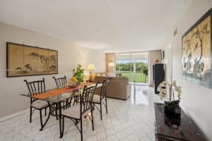 9411 N Hollybrook Lake Dr, Pembroke Pines, FL 33025, Sold 02/07/25