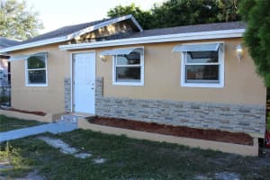 1918 Nw 82nd St, Miami