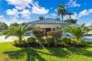 10 Sw 124th Ave Miami, FL 33184 - MLS#A11699023