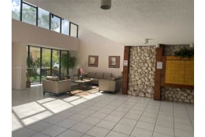 491 Racquet Club Rd, Weston, FL 33326, Sold 05/28/25