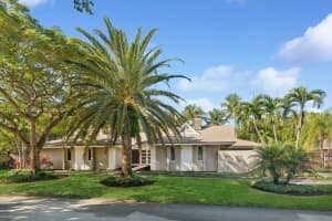 18040 SW 78th Pl, Palmetto Bay, FL 33157, Sold 04/17/25