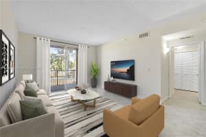 7920 N Nob Hill Rd, Tamarac, FL 33321, Sold 12/20/24
