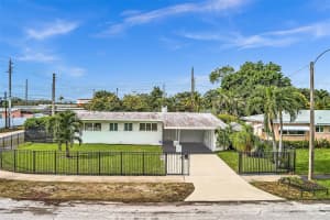 19500 NW 1st Ct, Miami, FL 33169, Sold 02/20/25