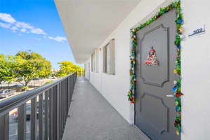14175 SW 87th St, Miami, FL 33183, Sold 01/17/25
