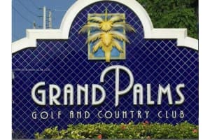671 Sw 158th Way, Pembroke Pines