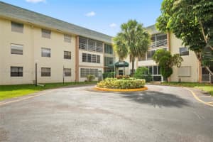 4990 E Sabal Palm Blvd, Tamarac, FL 33319, Sold 02/20/25