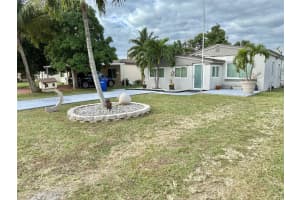 1859 NE 173rd St, North Miami Beach, FL 33162, - MLS#A11699271