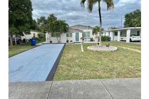 1859 NE 173rd St, North Miami Beach, FL 33162, - MLS#A11699271