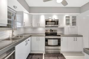 5860 NW 44th St, Lauderhill, FL 33319, Sold 04/01/25