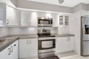 5860 NW 44th St, Lauderhill, FL 33319, Sold 04/01/25