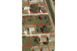 3702 25th St Lehigh Acres, FL 33976 Sold 03/03/25