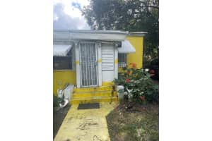 340 NW 40th St, Miami, FL 33127, Sold 03/03/25