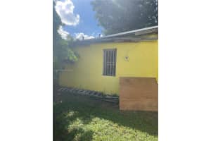 340 NW 40th St, Miami, FL 33127, Sold 03/03/25