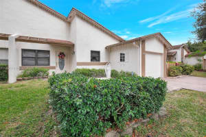 6511 NW 4th St, Plantation, FL 33317, Sold 01/10/25
