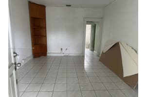 3422 NW 15th St, Miami, FL 33125, Sold 12/12/24