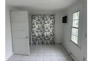 3422 NW 15th St, Miami, FL 33125, Sold 12/12/24