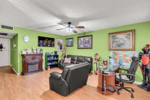 200 SW 132nd Way APT 211L, Pembroke Pines, FL 33027, - MLS#A11699526