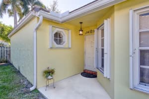 9366 Arborwood Cir, Davie, FL 33328, Sold 02/24/25