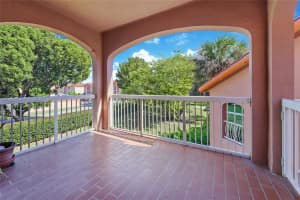 2390 W 74th St, Hialeah, FL 33016, Sold 02/27/25