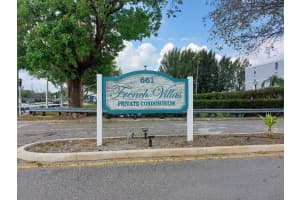 661 N University Dr 1-204, Pembroke Pines