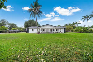 15500 Sw 209th Ave, Miami