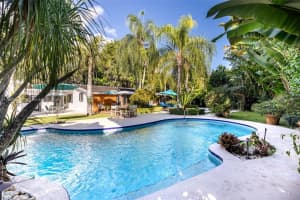 8240 SW 95th St, Miami, FL 33156, Sold 04/04/25
