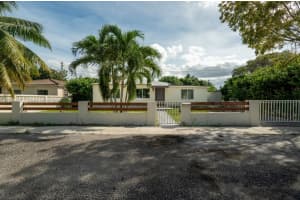 1180 NE 132nd St, North Miami, FL 33161, Sold 05/09/25