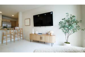 610 NW 2nd St, Hallandale Beach, FL 33009, Sold 11/25/24