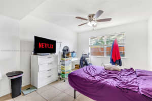 6600 2nd Ct, Hialeah, FL 33012, Sold 01/09/25