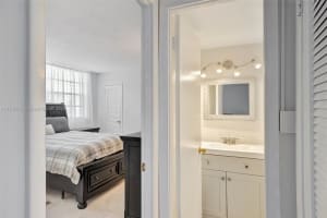 3113 S Ocean Dr APT 303, Hallandale Beach, FL 33009, Sold 05/29/25