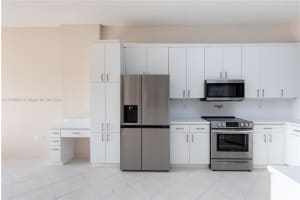 7793 Granville Dr, Tamarac, FL 33321, Sold 03/06/25