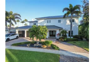2751 NE 47th St, Lighthouse Point, FL 33064, Sold 05/29/25