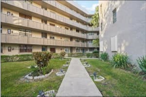 1100 Colony Point Cir, Pembroke Pines, FL 33026, Sold 03/13/25