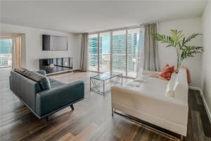 1200 Brickell Bay Dr, Miami, FL 33131, Sold 02/24/25