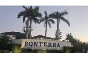 3218 W 97th Ter, Hialeah