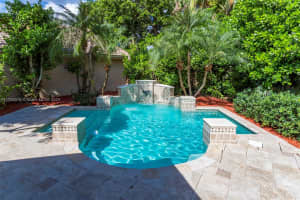 14931 Norfolk Ln, Davie, FL 33331, Sold 02/18/25