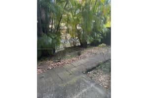 4802 Washington St 2, Hollywood