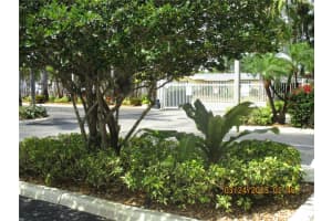 4802 Washington St #2, Hollywood, FL 33021, - MLS#A11700445