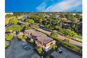 10338 NW 11th St, Pembroke Pines, FL 33026, Sold 01/09/25