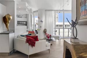 16425 Collins Ave, Sunny Isles Beach, FL 33160, Sold 04/30/25