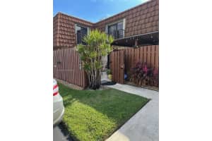 11926 SW 11th Ct, Davie, FL 33325, Sold 03/10/25