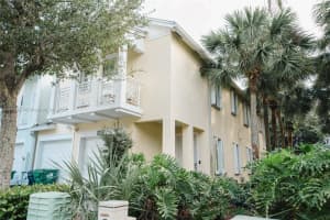 10764 74th Ln, Doral, FL 33178, Sold 02/11/25
