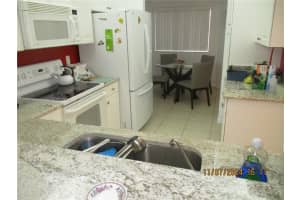 7725 Yardley Dr bldg b, Tamarac, FL 33321, Sold 05/20/25
