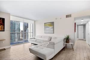 1200 Brickell Bay Dr, Miami, FL 33131, Sold 02/02/25