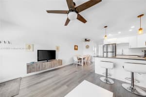 15610 NE 6th Ave APT 33D, Miami, FL 33162, - MLS#A11700851