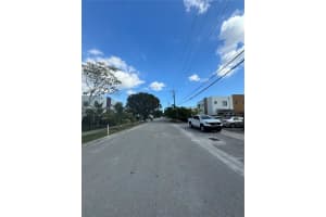 962 NW 10th St, Florida City, FL 33034, Sold 03/17/25