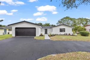 10611 NW 43rd St, Coral Springs, FL 33065, Sold 01/06/25