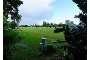 19162 Bob-O-Link Dr, Hialeah, FL 33015, Sold 02/20/25
